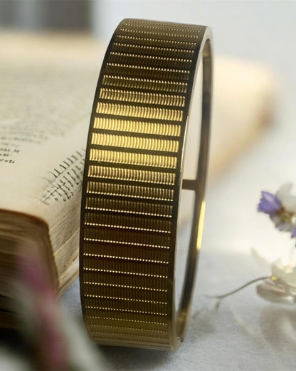 Royal Italian Linear Anti-Tarnish Bracelet